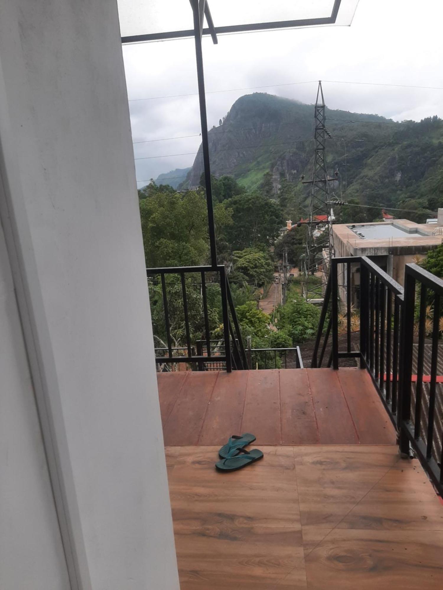 Welcome Homestay Елла Екстер'єр фото